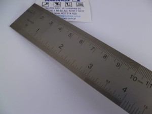 Linijka podręczna stalowa elastyczna długość 60cm 24cale  podziałka mm/cal art.761R