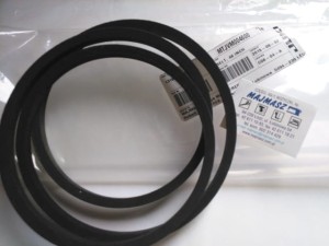 Część JUKI nr. kat. MTJVM004600 PASEK KLINOWY 46"/ V-BELT, 46 INCH