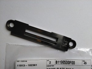 Część JUKI nr. kat. B1190530F00 / GAUGE PLATE 3/16 F