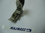 Oprzyrządowanie SUISEI nr kat. SGN15 stopka z ogranicznikiem do stębnówki z kroczącą igłą / Spring Guide Hinged Foot for Needle Feed Machine