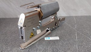 SENIOR A 16L/25cm pneumatyczny zszywacz przemysłowy o zwiększonej głebokości do 25cm
