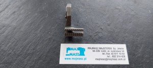 Ząbki przednie D438 do owerloka 3 nitkowego Siruba