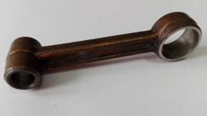 Część JUKI nr. kat. B1408552000 / NEEDLE BAR CRANK ROD