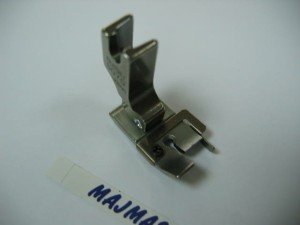 Oprzyrządowanie SUISEI nr kat. SG70 stopka z ogranicznikiem  / Spring Guide Hinged Foot