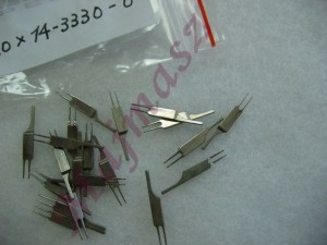 języczek \ LEFT NAIL  (DPW1302W) \ część oryginał KANSAI SPECIAL nr kat. 14-3330-0