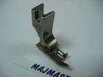Oprzyrządowanie SUISEI nr kat. SAN45 stopka standardowa ruchoma do lamownika do maszyny z kroczącą igłą / Hinged Binding Foot for Needle Feed Machine