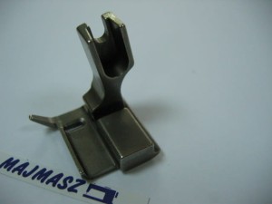 Oprzyrządowanie SUISEI nr kat. SAN200 stopka standardowa ruchoma do lamownika do maszyny z kroczącą igłą / Hinged Binding Foot for Needle Feed Machine