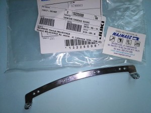 Część JUKI nr. kat. 13225008 / CENTER THREAD GUIDE