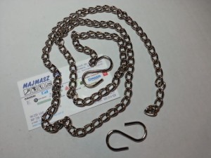 6695 łańcuszek z dwoma haczykami do maszyn, długość z haczykami 98cm. ZAMIENNIK TAIWAN