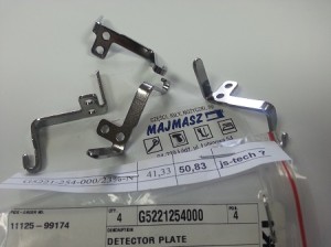 Część JUKI nr. kat. G5221254000 / DETECTOR PLATE