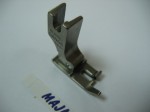 Oprzyrządowanie SUISEI nr kat. SAN65 stopka standardowa ruchoma do lamownika do maszyny z kroczącą igłą / Hinged Binding Foot for Needle Feed Machine