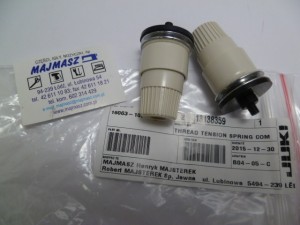 Część JUKI nr. kat. 13138359 / NAPRĘŻACZ NICI OWERLOK MO / THREAD TENSION SPRING COMPL., REPLACES: 122-84857