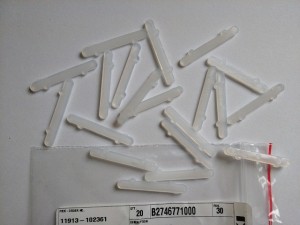 Część JUKI nr. kat. B2746771000 / KNIFE GUARD / wkładka płytki