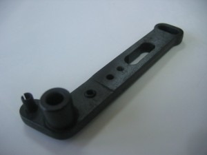 Część JUKI nr. kat. 400-71740        /KNIFE DRIVING ARM ASM.